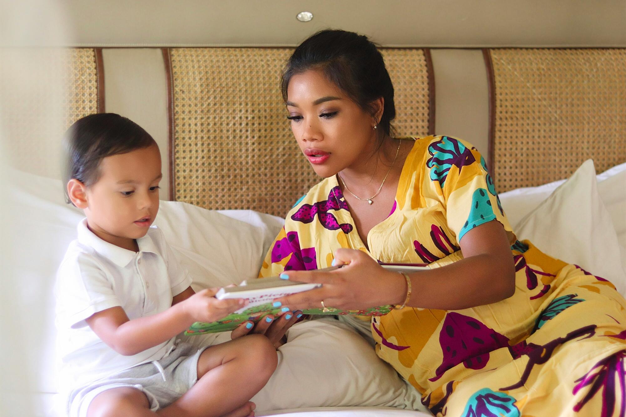 Mama reading to child